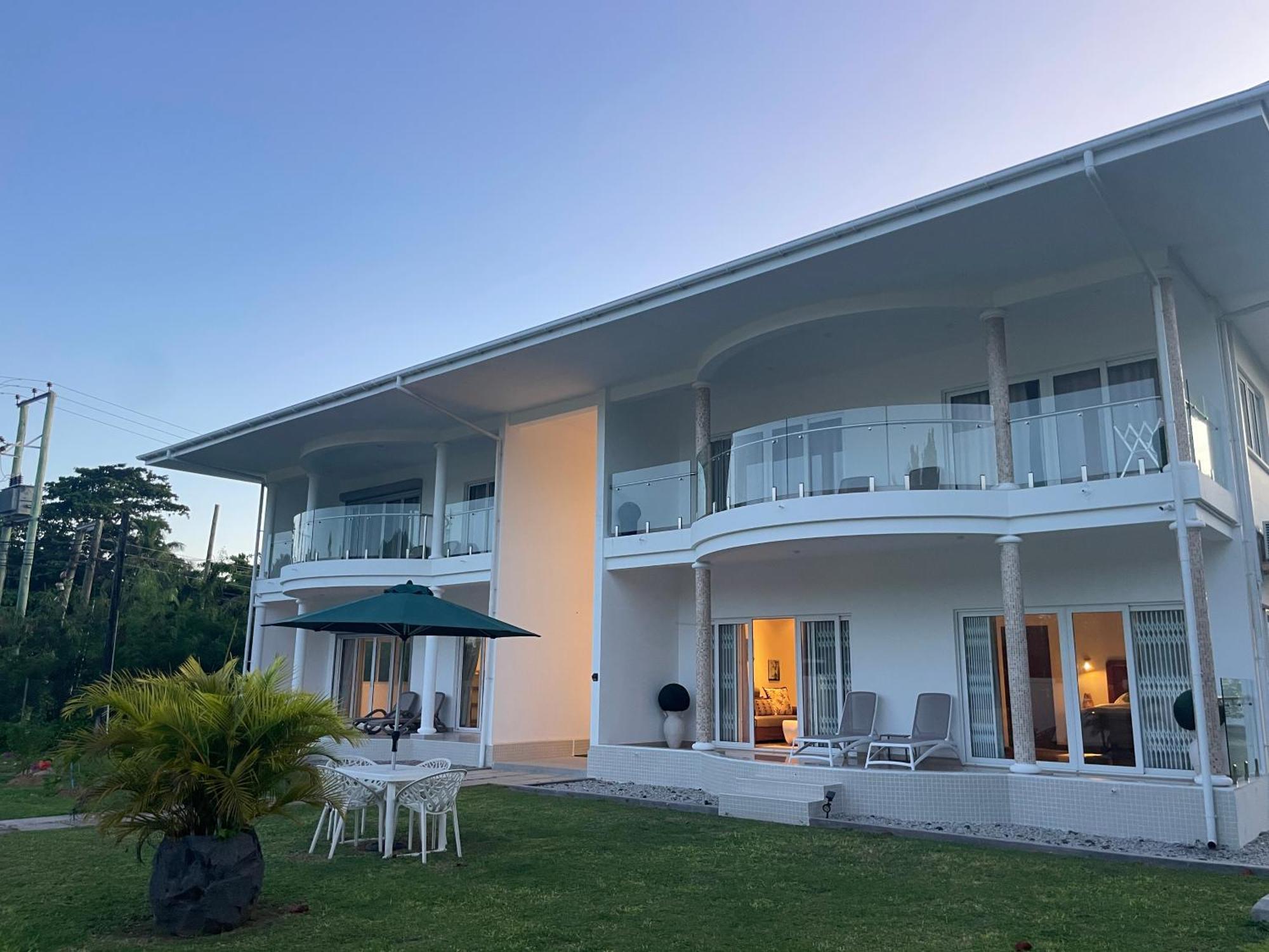 Tropic Villa Annex Grand Anse  Exterior photo