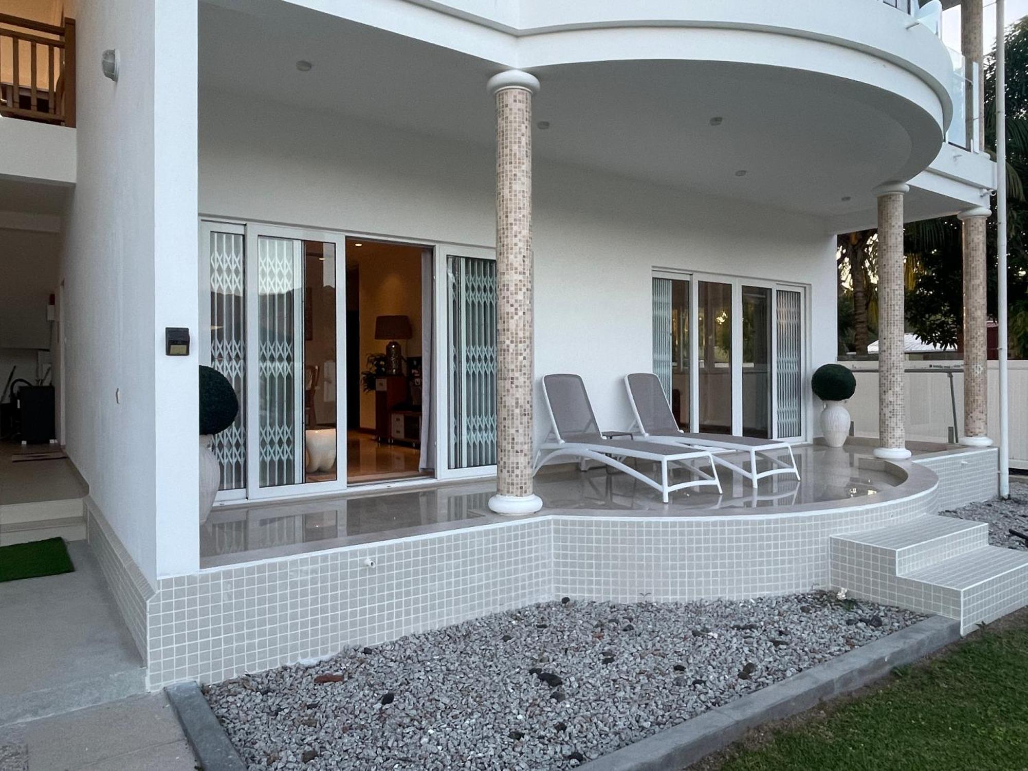Tropic Villa Annex Grand Anse  Exterior photo