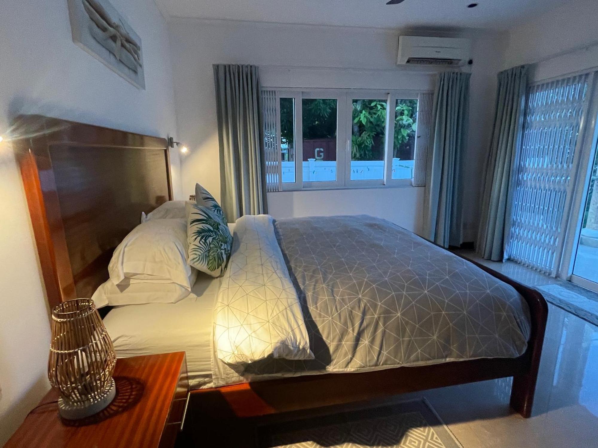 Tropic Villa Annex Grand Anse  Exterior photo